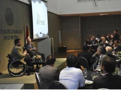 Triaca descarta que el Fondo pida plan de ajustes y reforma laboral